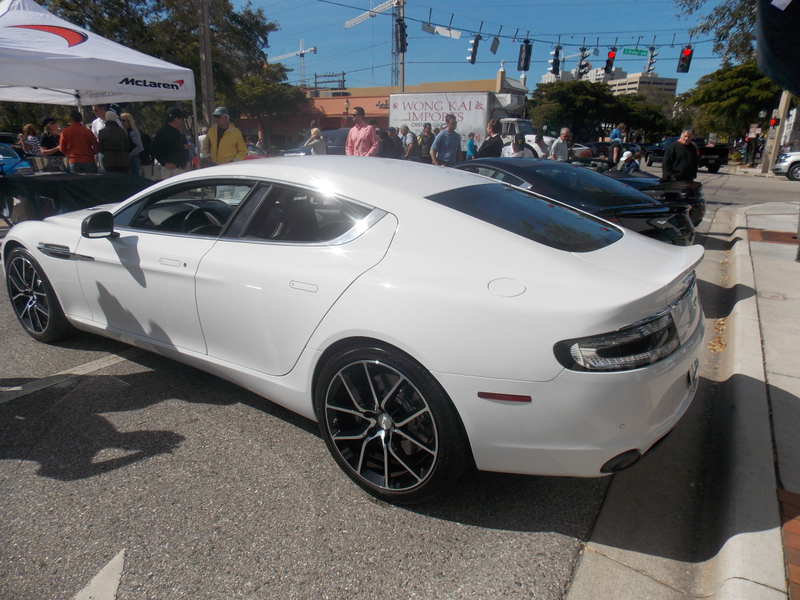Illustration for article titled Sarasota Exotic Car Fest PHOTO DUMP Pt.1
